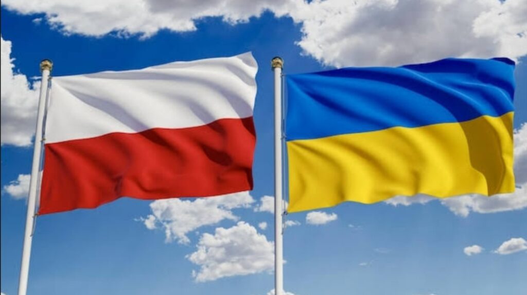 Ukrainian and Polish Energy Firms Sign LNG Cooperation Agreement