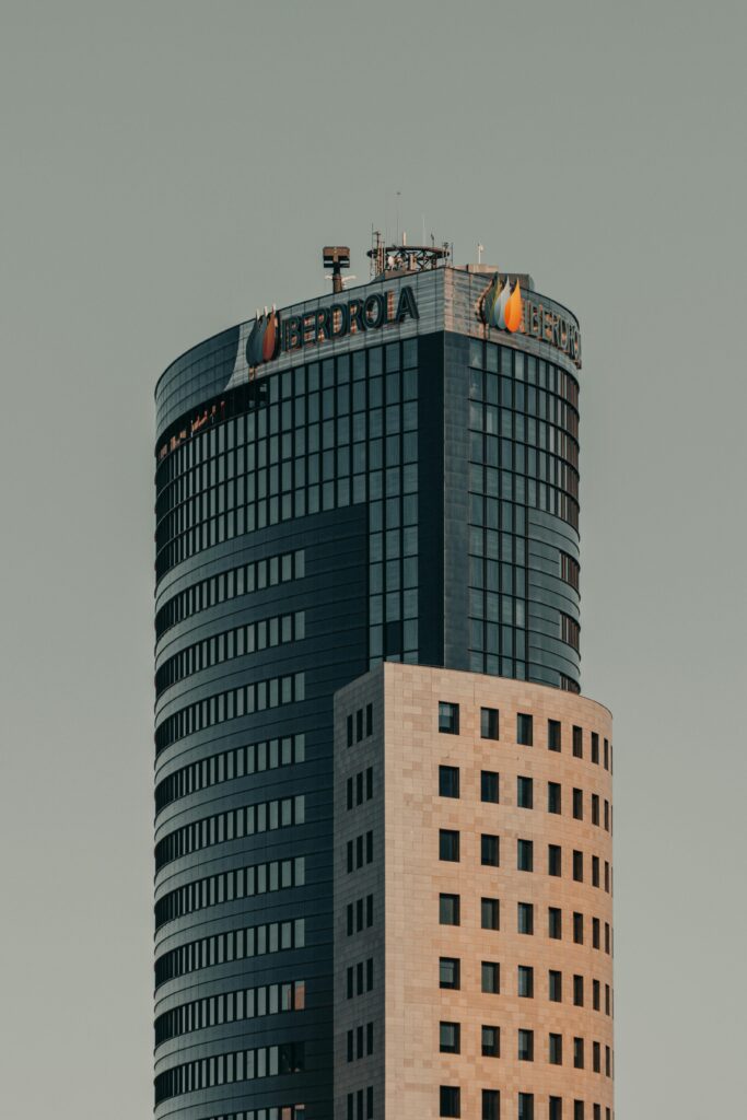 Iberdrola Begins Offshore Construction of East Anglia 3 Wind Farm